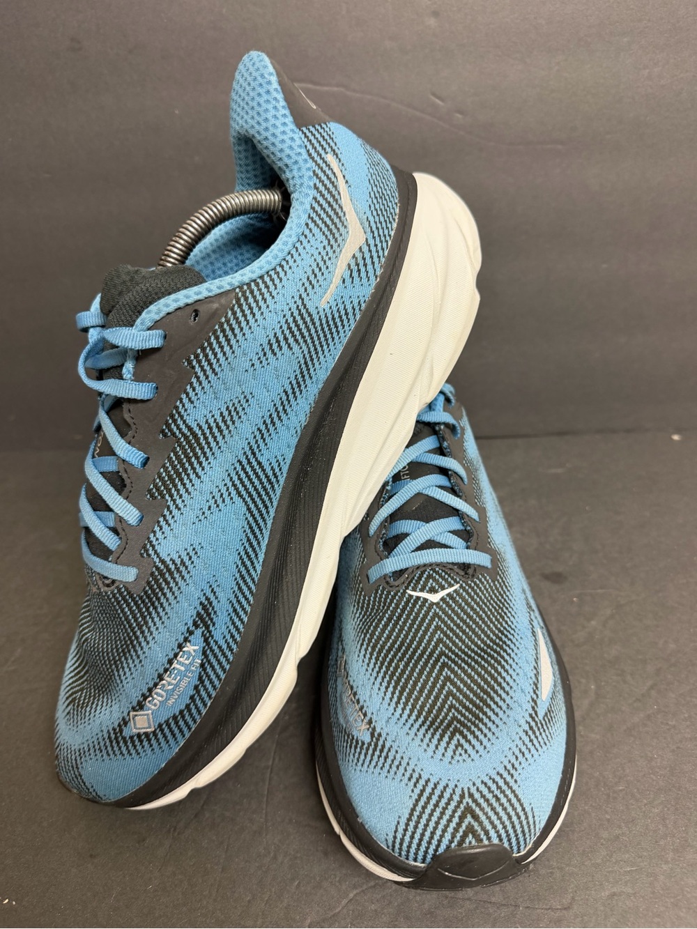 HOKA Clifton 9 GORE-TEX Shoes Mens Size 11.5 D Blue Black Sneakers WORN ONCE - Picture 2 of 12